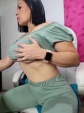 lissglow on StripChat 