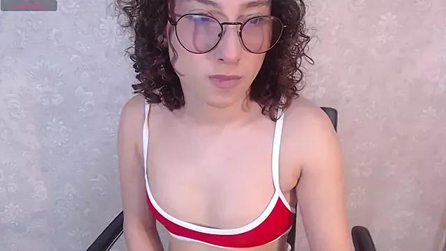 little__amy_ on StripChat 