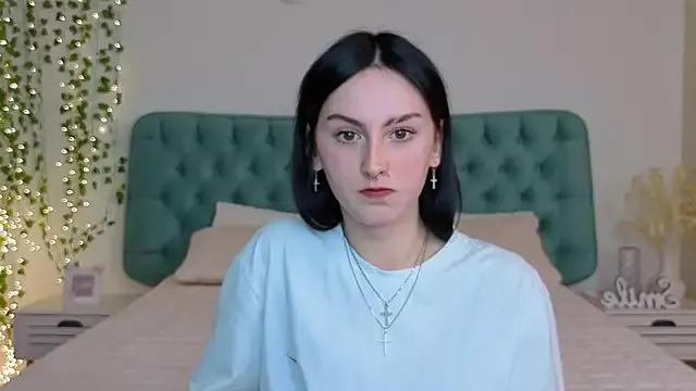 Little_moly999 on StripChat 