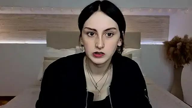 Little_moly999 on StripChat 