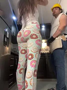 LittleDoll___ on StripChat 