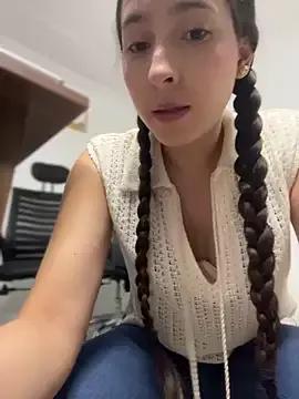 LittleDoll___ on StripChat 