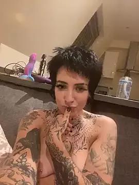 littleinkedblaise666 on StripChat 