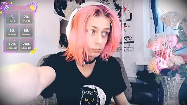 Littlepinkcat's avatar