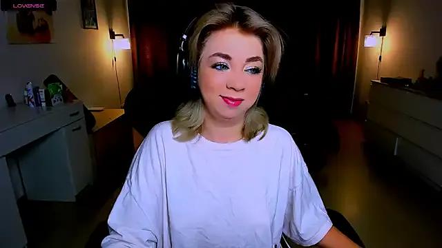 littleSiyfairy on StripChat 