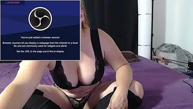 Lola69fleur on StripChat 