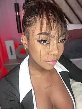 Lola_King on StripChat 