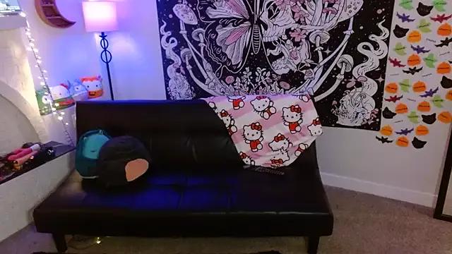 LolaWilde on StripChat 