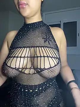 LOLO_QUEEN_ARABE on StripChat 