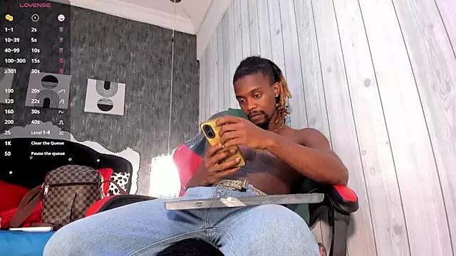 LooganX on StripChat 