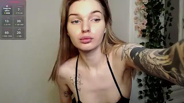 lookoluna on StripChat 