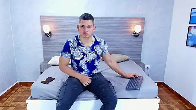 Loony_Zion on StripChat 