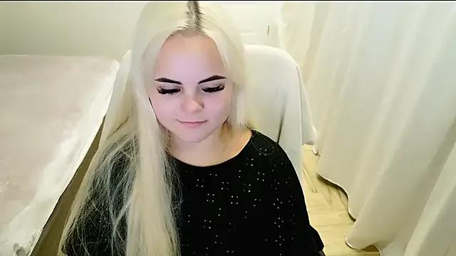lovely-eyes on StripChat