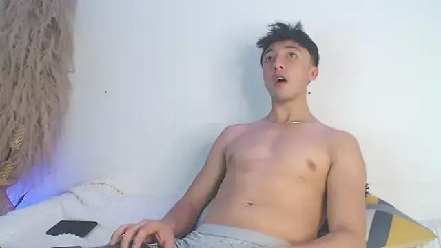 LuccaNoir on StripChat 