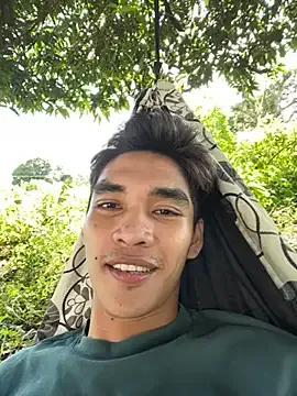Lui_070701 on StripChat