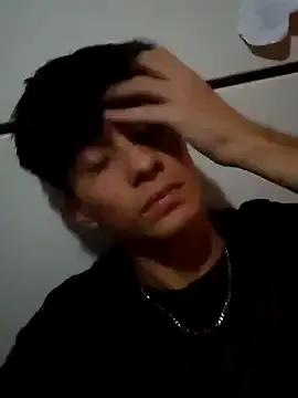 LUISSLEONN0958 on StripChat