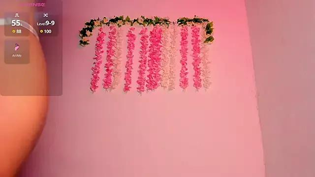 luxurykatty on StripChat 