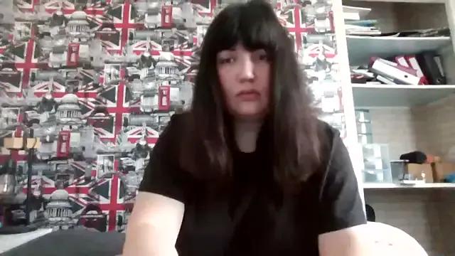 Lynylou on StripChat 