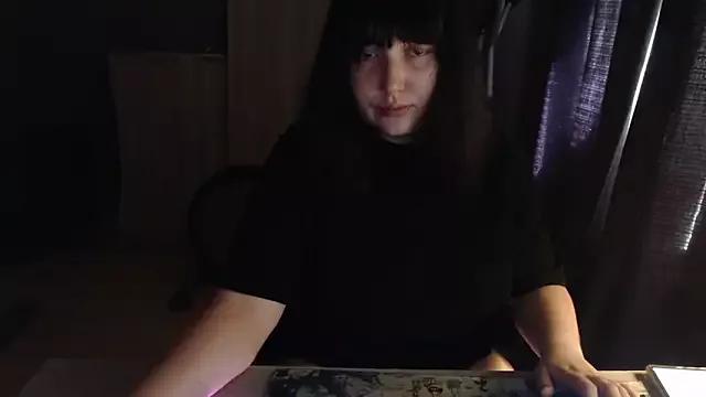 Lynylou on StripChat 