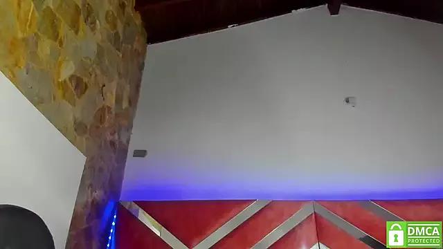 madame_ibby on StripChat 