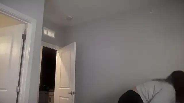 maddiliz on StripChat 
