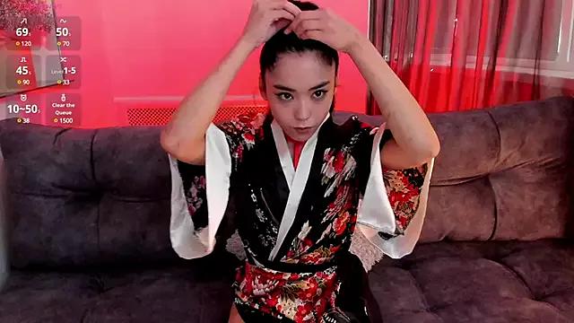 MaeAtwood on StripChat 