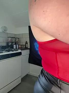 MamaSpicy on StripChat 