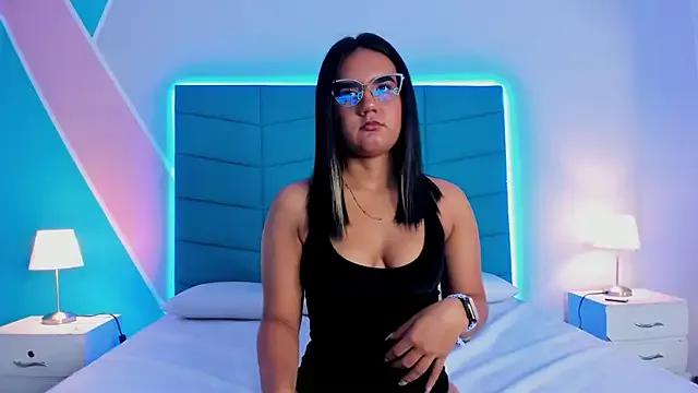 mara_winters_ on StripChat 