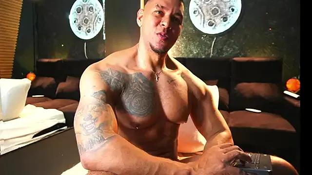 MassimoWalton2 on StripChat 