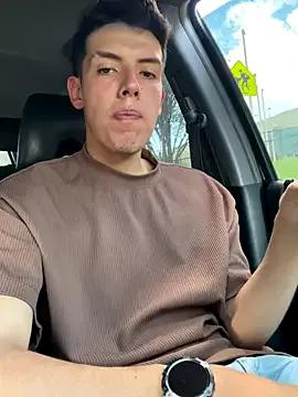 mattebret11 on StripChat 