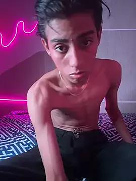 Mauuu18 on StripChat 