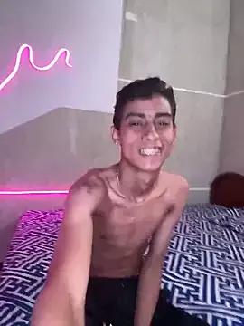 Mauuu18 on StripChat 