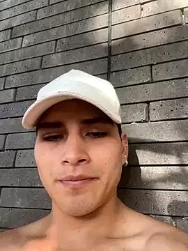 MaxxxSteil on StripChat 