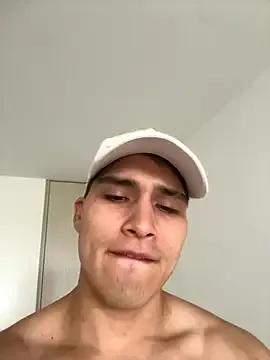 MaxxxSteil on StripChat 