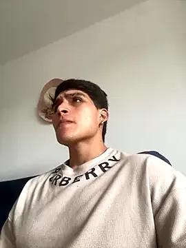 MaxxxSteil on StripChat 