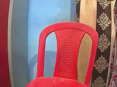 MAYA100 on StripChat 