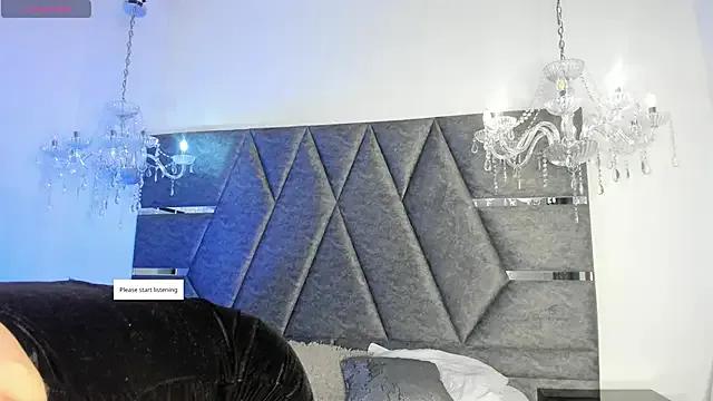 Maya_Bluee on StripChat 