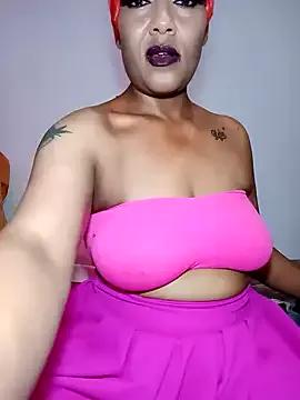 MayaMellow210 on StripChat 