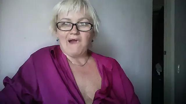 Mayya4321 on StripChat 