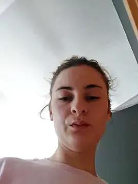 Melly4You on StripChat 