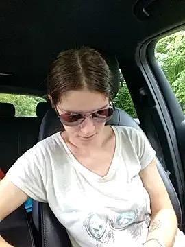 Mercedeswoman8's avatar