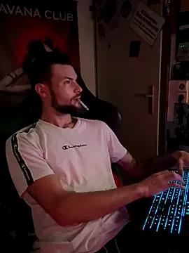 Mexxwell69 on StripChat 