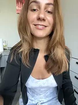 mi_michelle on StripChat