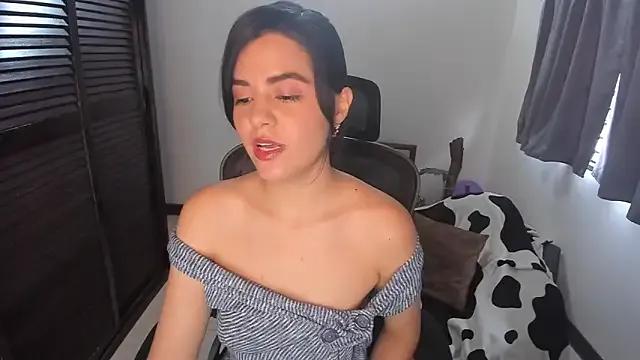 mia_collins_x on StripChat