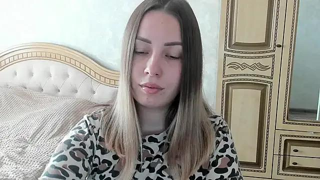Mia_shy1 on StripChat