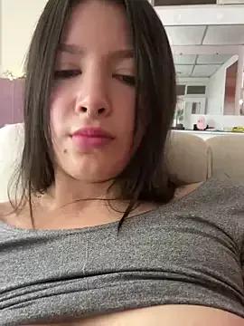 miaazul on StripChat 