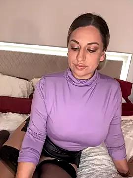 miamellycious on StripChat 