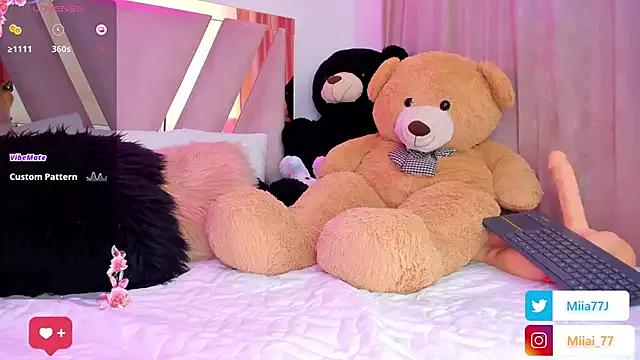 Miia77_ on StripChat 