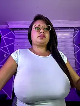 MiiaaJoness on StripChat 