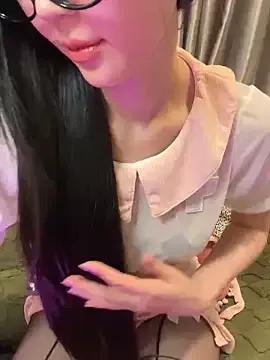 MiiphgTam86_xXx on StripChat 